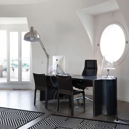 Luxury 406m2 For 8 With 3 Balconies 쀼또